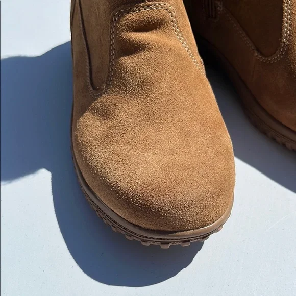 NWOT Khombu Tan Suede Winter Boots - Picture 11 of 12